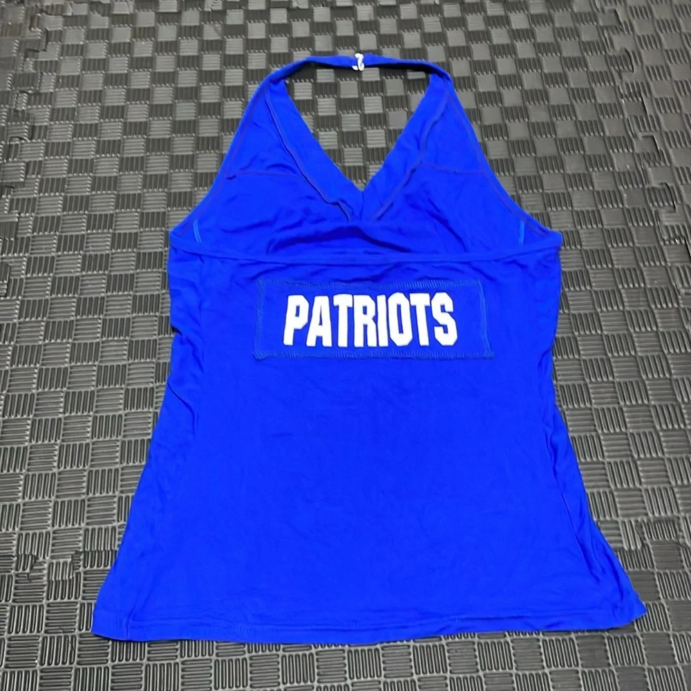 Blue NFL Patriots halter top fits small - Picture 8 of 11